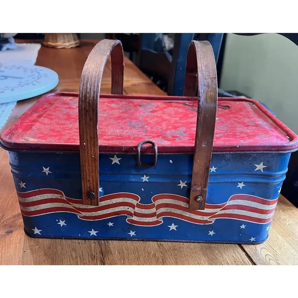 Golden Cookies 40s Metal Picnic Basket Patriotic July 4th Wood Handles Flag Vtg